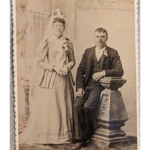Antique Cabinet Card Photograph Wedding Bride Groom Keene Mankato MN Victorian